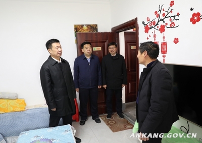 深入一線察實(shí)情 筑牢民生保障網(wǎng)——郭青到漢濱區(qū)茨溝鎮(zhèn)暗訪調(diào)研鞏固拓展脫貧攻堅(jiān)成果同鄉(xiāng)村振興有效銜接及養(yǎng)老服務(wù)工作